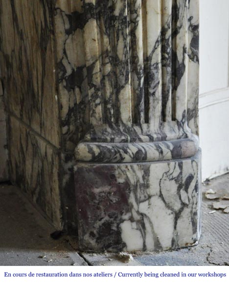 Cheminée ancienne de style Louis XV, en marbre Brèche Violette-6