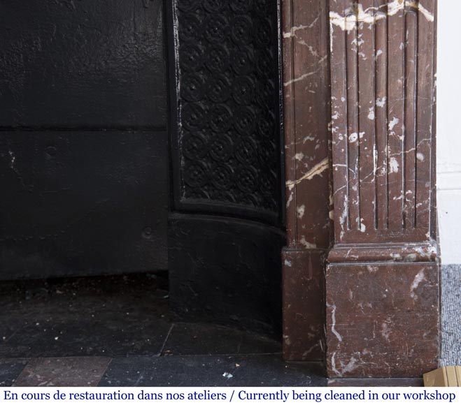 Cheminée ancienne de style Louis XVI en marbre Rouge du Nord-7