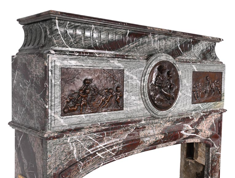 Cheminée en marbre Campan de style Louis XIV, bronzes (d’après CLODION)-6