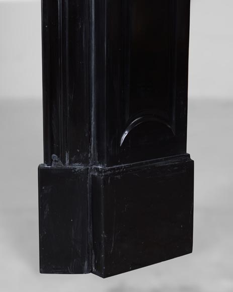 Cheminée modèle Pompadour en marbre Noir fin de Belgique-7