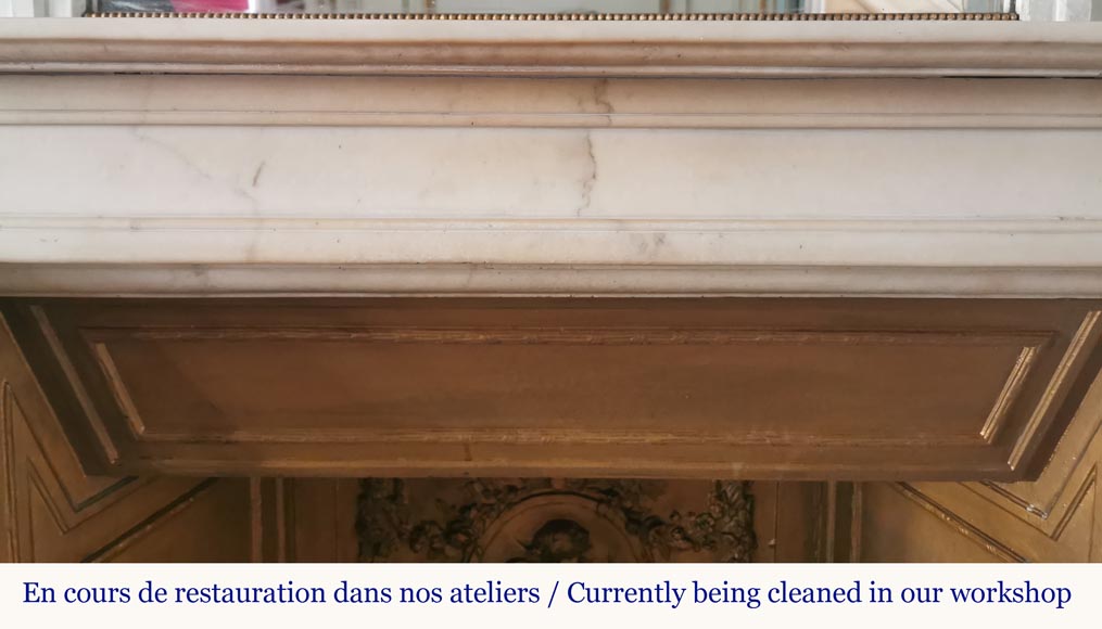 Cheminée d'époque Louis XVI en marbre statuaire à colonnes détachées-1