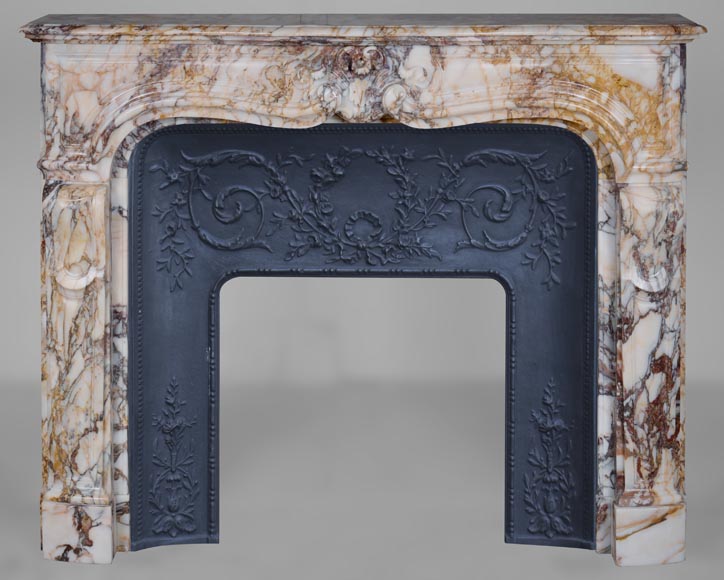 Cheminée de style Louis XV en marbre Escalettes Alpha-0