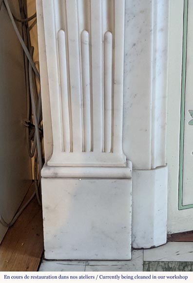 Cheminée de style Louis XVI en marbre demi statuaire aux asperges-4