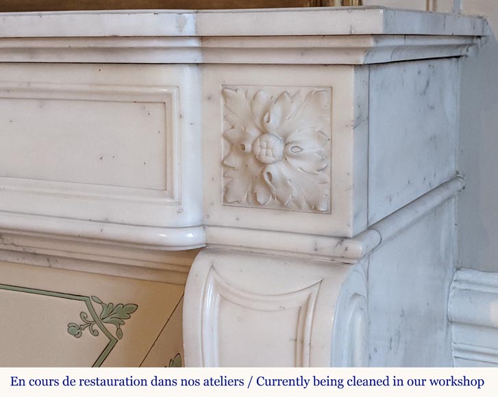 Cheminée de style Louis XVI en marbre demi statuaire aux asperges-6