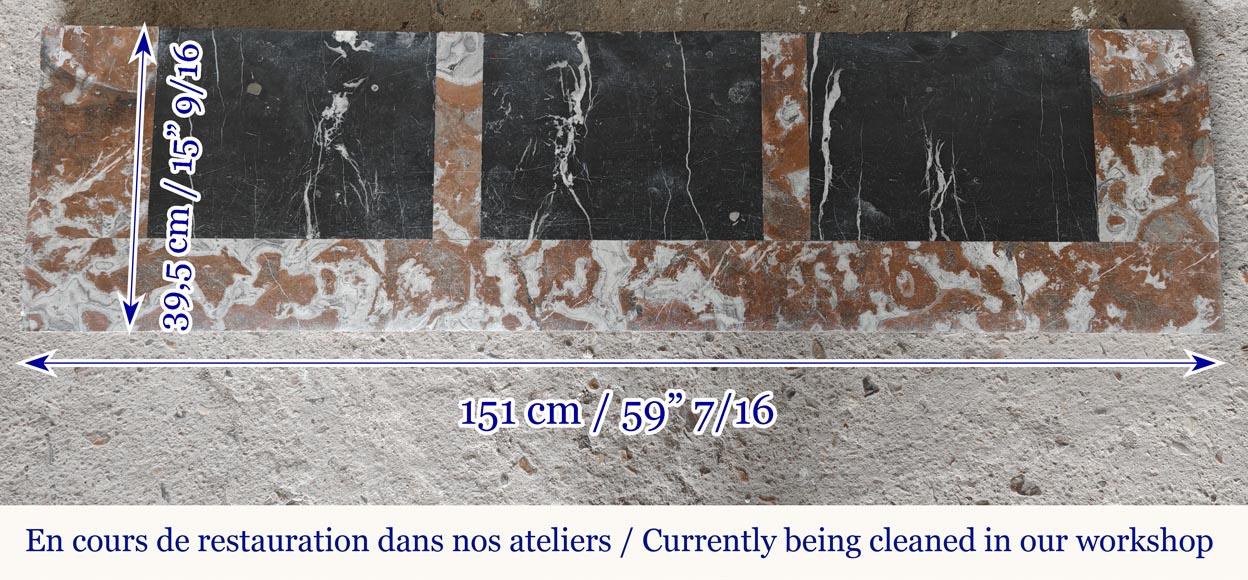 Cheminée de style Louis XVI légèrement galbée, en marbre Rouge du Nord-10