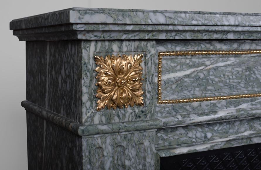 Cheminée de style Louis XVI en marbre vert d’Estours-4