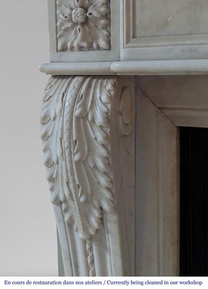 Belle cheminée de style Louis XVI en marbre de Carrare aux feuilles de chêne-7