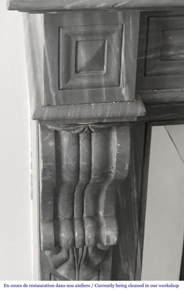 Cheminée de style Napoléon III modèle Capucine en marbre bleu Turquin-4