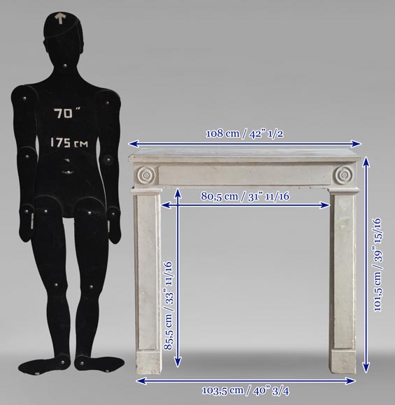 Petite cheminée de style Louis XVI sculptée en pierre-9