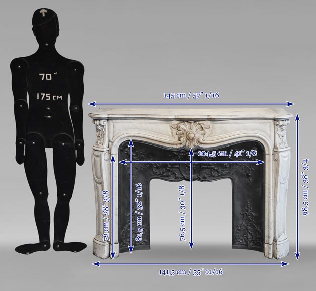 Cheminée de style Louis XV en marbre de Carrare ornée d'une palmette-9