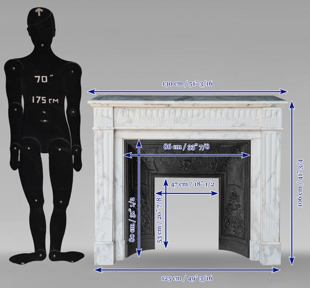 Cheminée de style Louis XVI en marbre demi statuaire décorée de cannelures rudentées-8