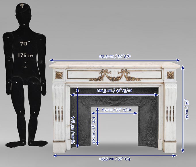 Cheminée de style Louis XVI en marbre demi statuaire décorée de guirlandes de bronze-11