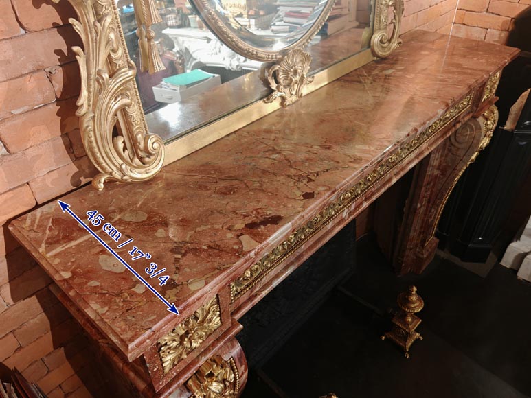 Grande cheminée de style Louis XVI en marbre brèché rouge ornée de bronze-12