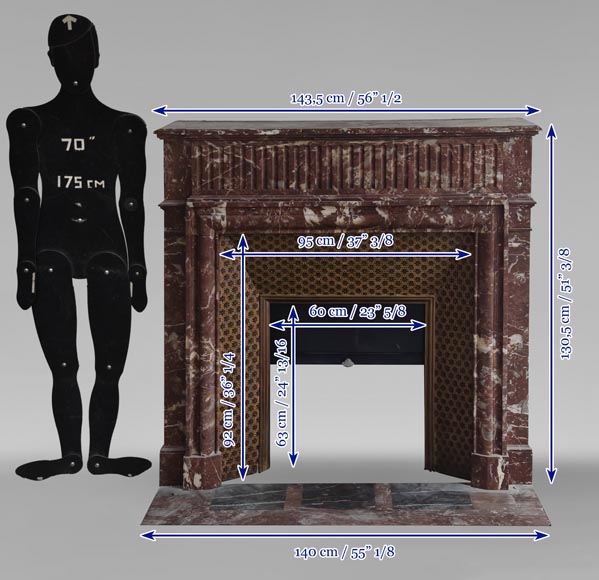 Cheminée de style Louis XIV à acrotère en marbre Rouge du Nord-10