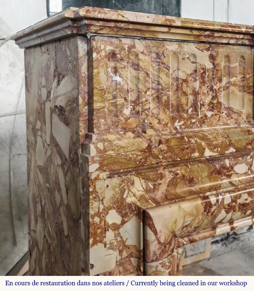 Cheminée style Louis XIV en marbre brèche orange-4