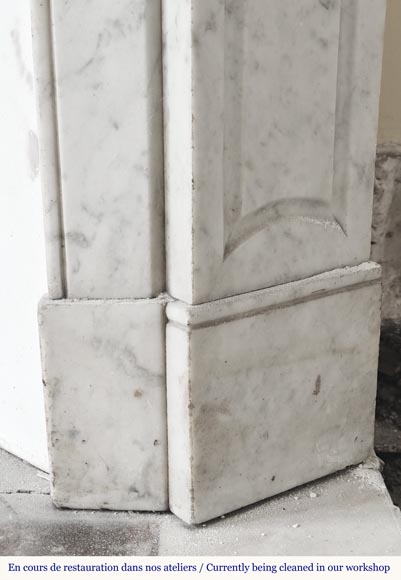 Cheminée de style Louis XV modèle Pompadour en marbre de Carrare-7