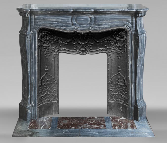 Cheminée de style Louis XV modèle Pompadour, en marbre bleu Turquin-0