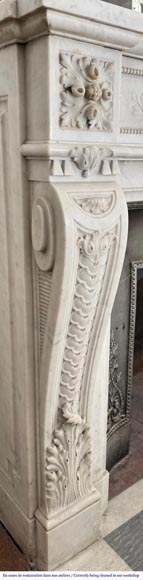 Très belle cheminée de style Louis XVI au très riche décor, sculptée en marbre de Carrare-5