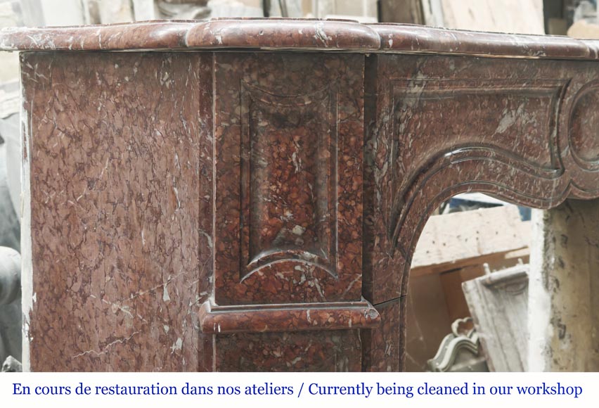Cheminée de style Louis XV modèle Pompadour, en marbre Campan rouge-3