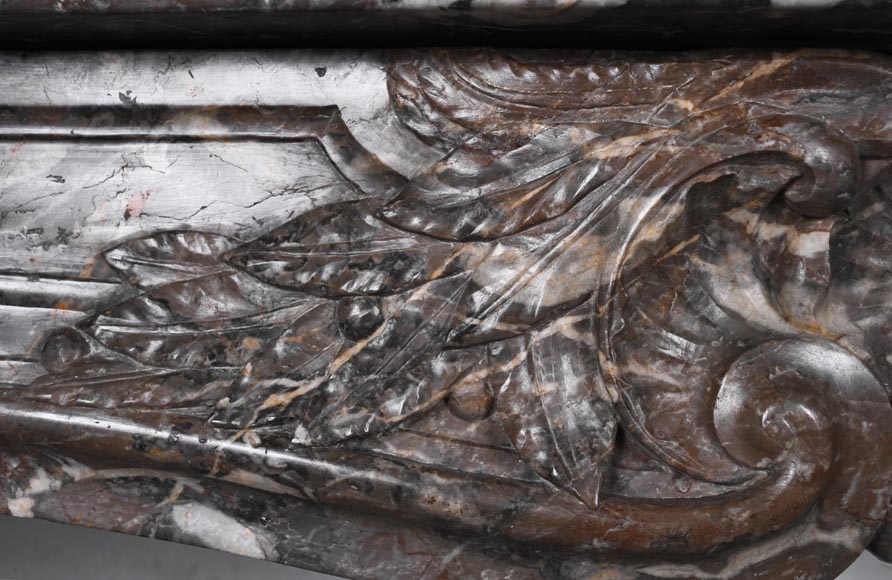 Cheminée d'époque Louis XV en marbre rouge de Rance Cheminée d'époque Louis XV en marbre rouge de Rance-3