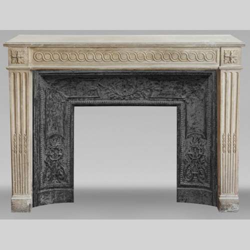 Cheminée Louis XVI d'époque en pierre