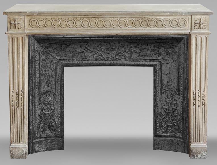 Cheminée Louis XVI d'époque en pierre-0