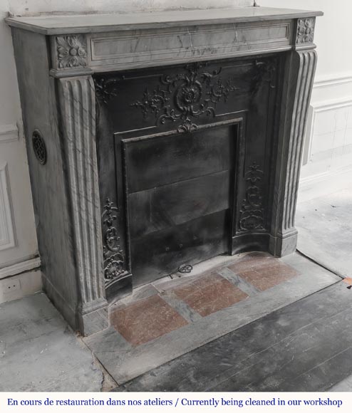 Cheminée de style Louis XVI en marbre bleu turquin-2
