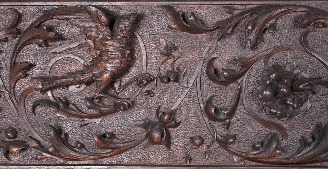 Cheminée monumentale italienne en noyer sculpté, de style néo-Renaissance, vers 1880-3
