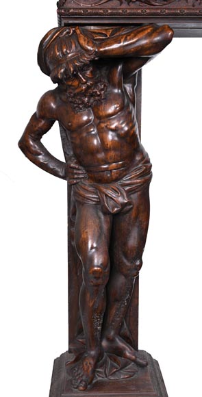 Cheminée monumentale italienne en noyer sculpté, de style néo-Renaissance, vers 1880-6