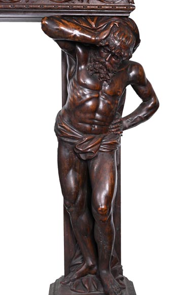 Cheminée monumentale italienne en noyer sculpté, de style néo-Renaissance, vers 1880-7