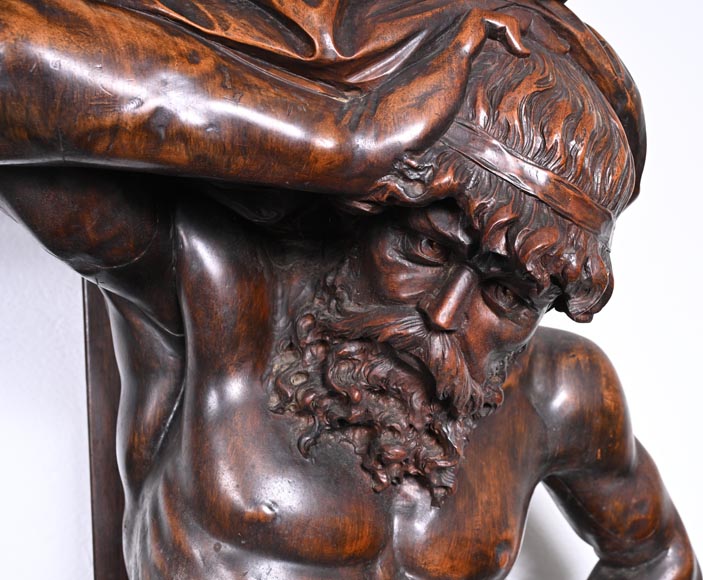 Cheminée monumentale italienne en noyer sculpté, de style néo-Renaissance, vers 1880-9
