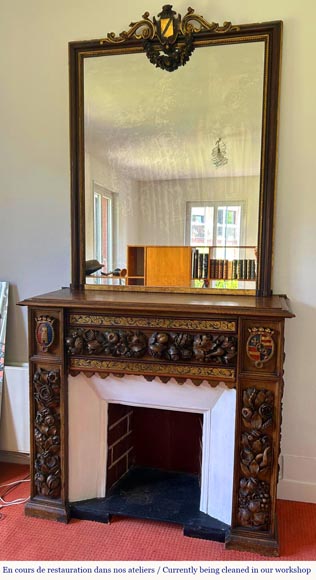 Cheminée d’applique avec trumeau, bois sculpté et doré, éléments du XVIIIᵉ et XIXᵉ siècles-5