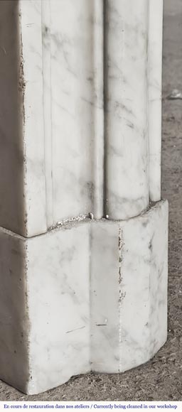 Cheminée de style Louis XIV en marbre de Carrare Cheminée de style Louis XIV en marbre de Carrare-4