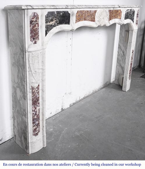 Cheminée de type provençale en marbre de Carrare veiné et en marbre de couleur-3