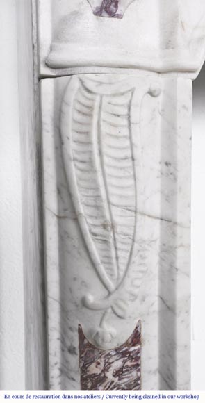 Cheminée de type provençale en marbre de Carrare veiné et en marbre de couleur-5