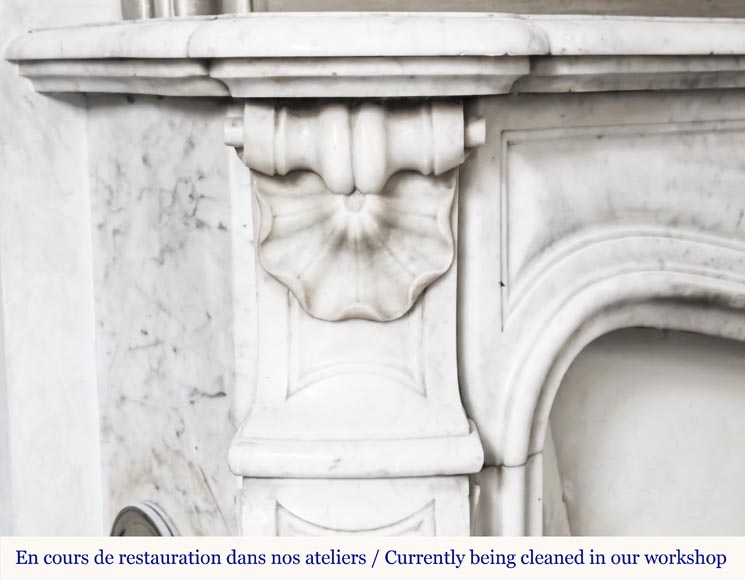 Cheminée de style Louis XV en marbre de Carrare Cheminée de style Louis XV en marbre de Carrare-5
