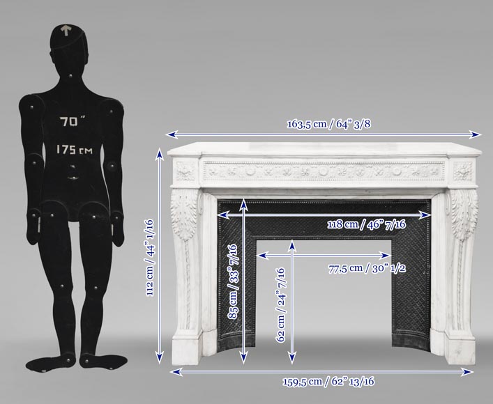 Cheminée de style Louis XVI a décor de macarons et de perles, en marbre de Carrare-11