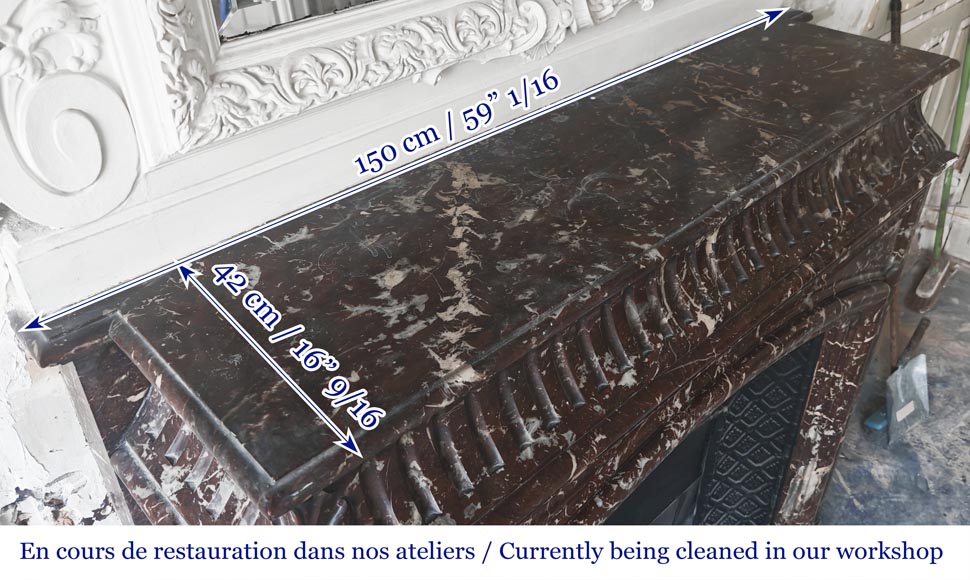 Cheminée de style Louis XVI à acrotère en marbre Rouge du Nord-9
