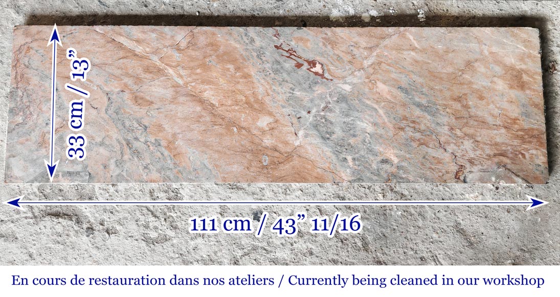 Cheminée de style Louis XV modèle Pompadour en marbre Enjugerais-8