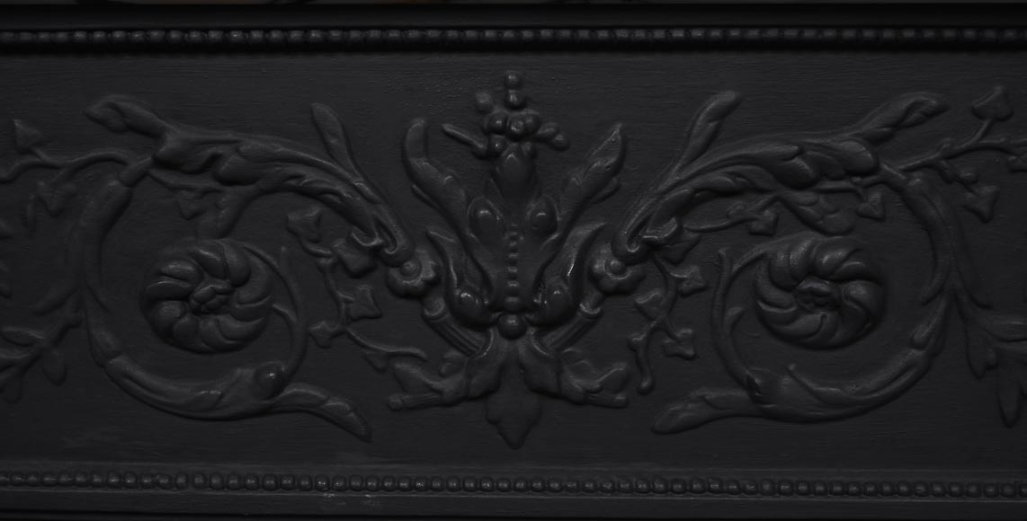 Cheminée de style Louis XVI à cannelure, en marbre Paonazzo Cheminée de style Louis XVI à cannelure, en marbre Paonazzo-12