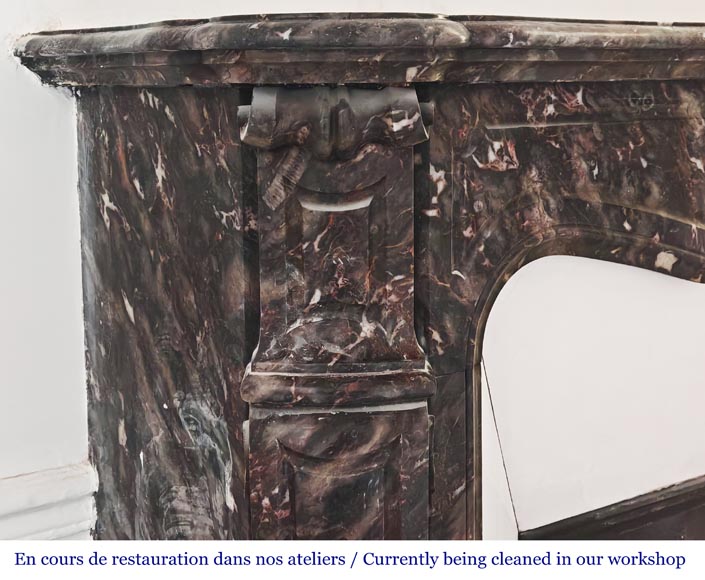 Cheminée de style Louis XV modèle Pompadour, en marbre Bois Jourdan-3
