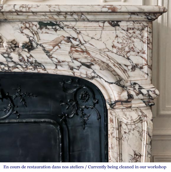Importante cheminée de style Régence en marbre brèche violette-7