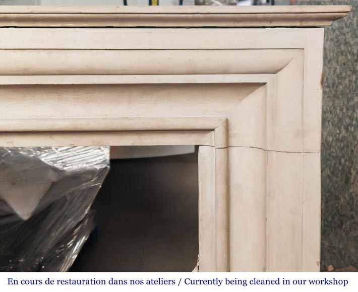 Cheminée en pierre des années 50 de style Louis XIV-6