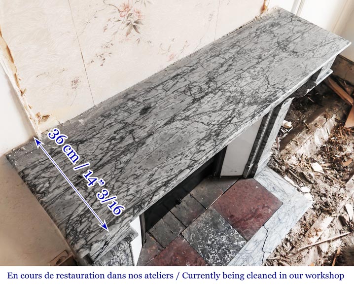 Cheminée de style Napoléon III à modillons, en marbre bleu Turquin-8