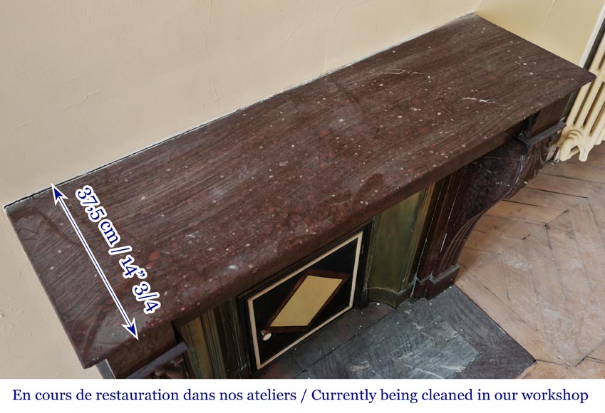 Cheminée de style Napoléon III en marbre griotte avec son intérieur en laiton-9