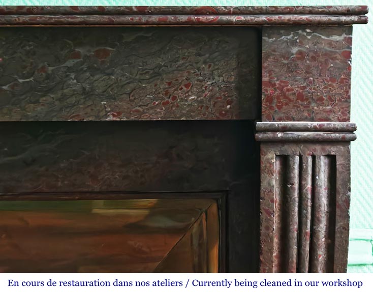 Cheminée de style Napoléon III dans un marbre proche du Campan, avec son intérieur en laiton-6