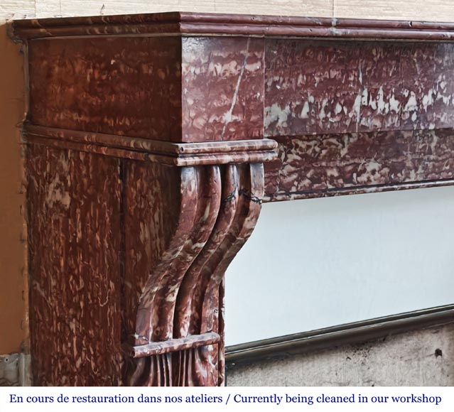 Cheminée de style Napoléon III type modillon en marbre Campan rouge-3