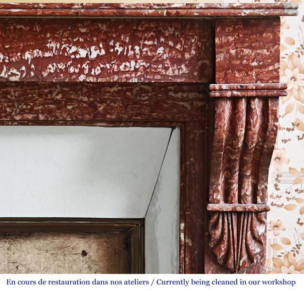 Cheminée de style Napoléon III type modillon en marbre Campan rouge-6