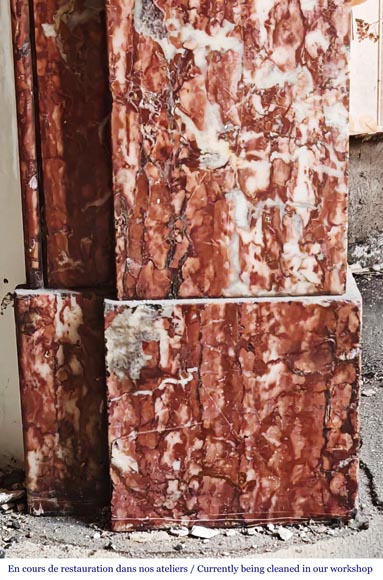 Cheminée de style Napoléon III type modillon en marbre Campan rouge-7