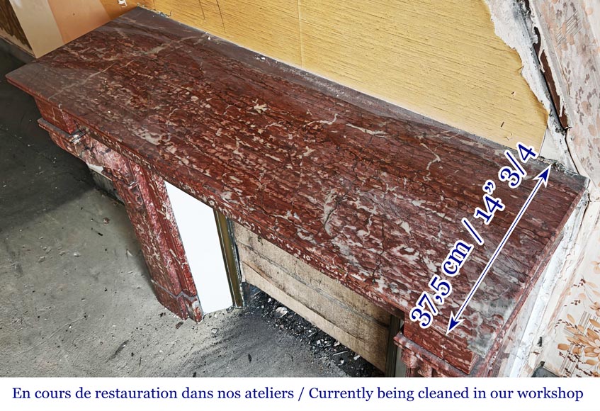 Cheminée de style Napoléon III type modillon en marbre Campan rouge-8